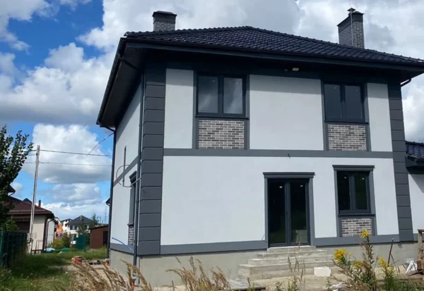 családi ház falburkolat